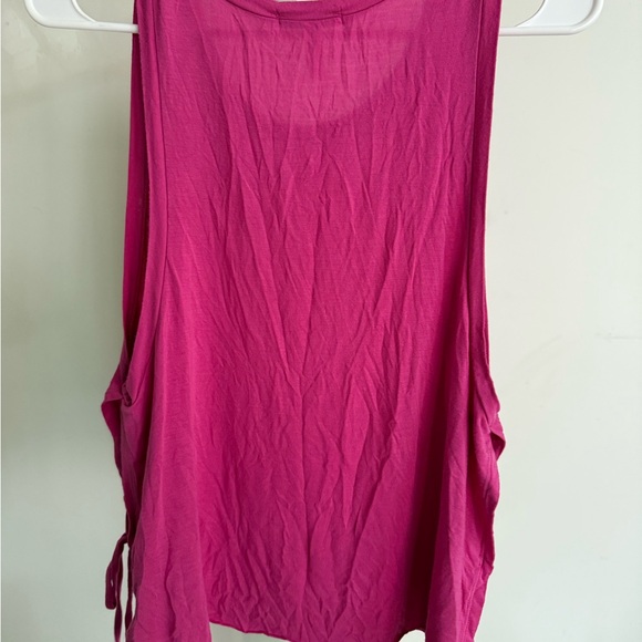 Tank - Picture 7 of 7